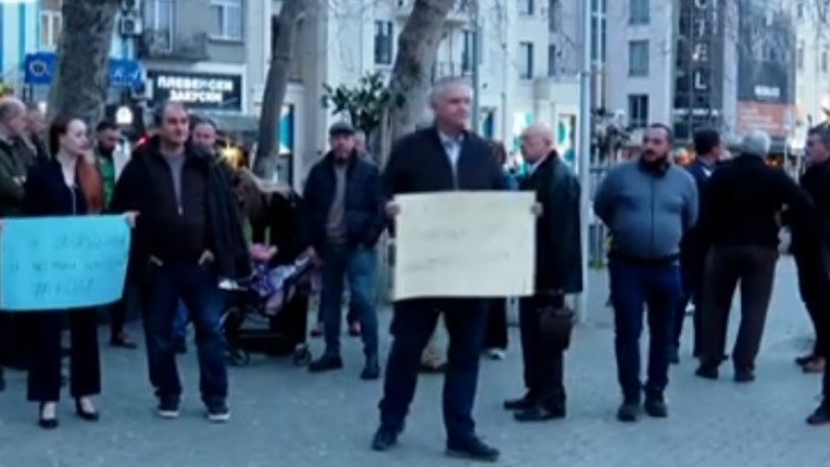 Протест във Варна срещу изборните манипулации