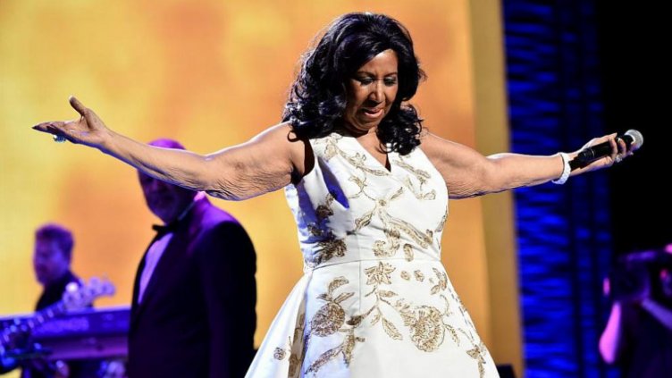 Стиви Уондър ще пее на погребението на Кралицата на соул музиката