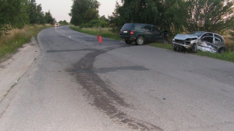 Шофьор с опасност за живота след катастрофа на пътя Разград – Търговище