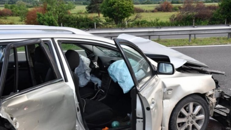 Мъж загина на място при ПТП на АМ "Тракия"