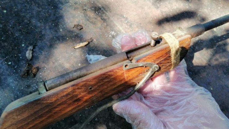 Иззеха самоделни пушки, тютюн и цигари без бандерол при спецакция