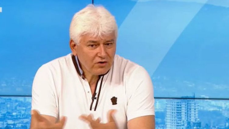 Служебният кабинет на президента Румен Радев е готов, твърди професор