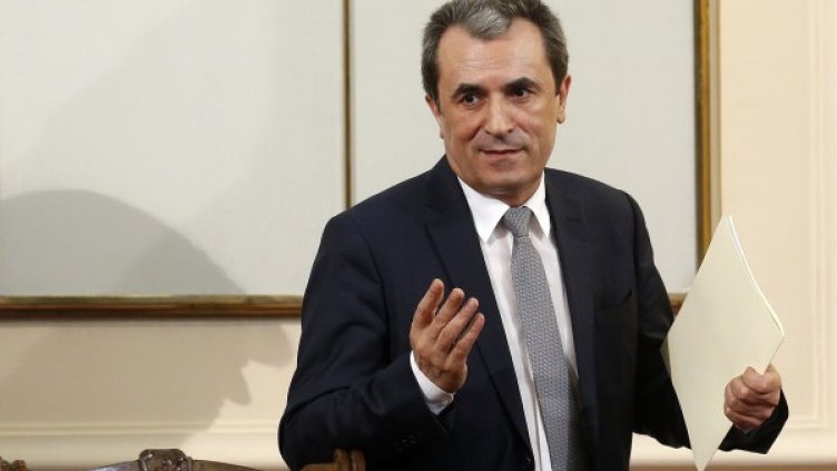 Орешарски подаде оставка в 17,59 ч.