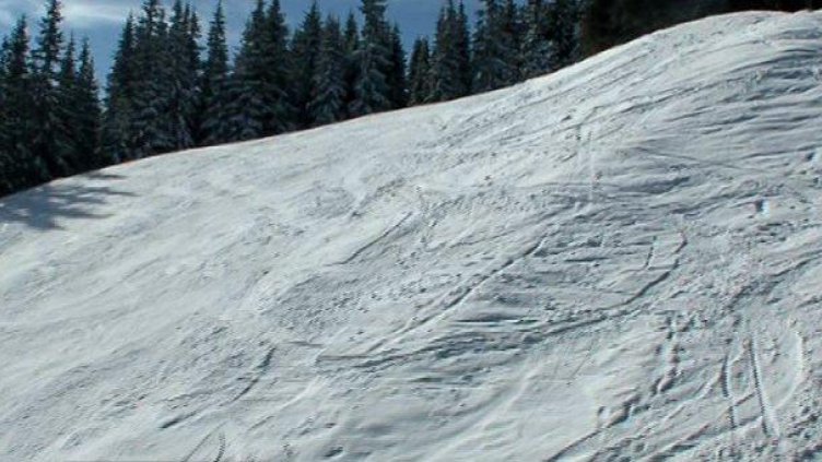 Повече от 200 деца бяха блокирани в снежен капан на ски писта Кулиното