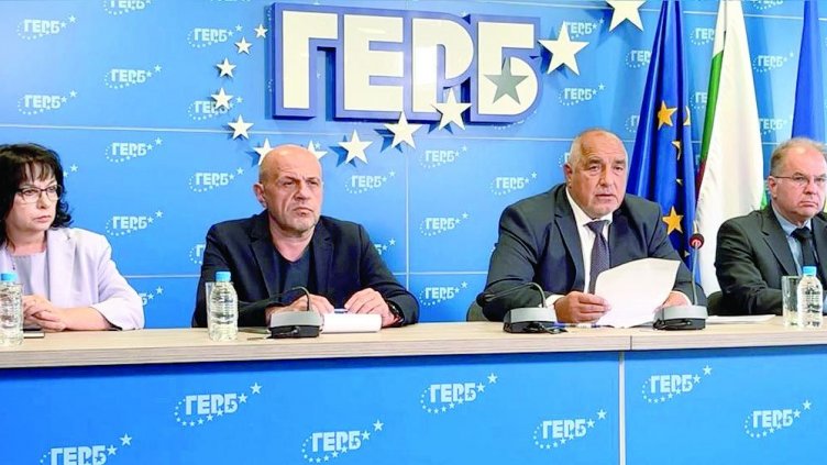 Даниел Митов ще води листата на ГЕРБ във Варна