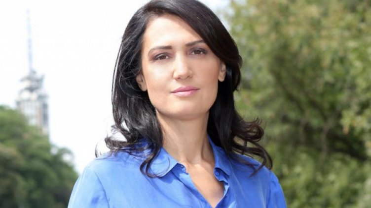 Имат ли гражданска позиция звездите? А как "четат" новините?