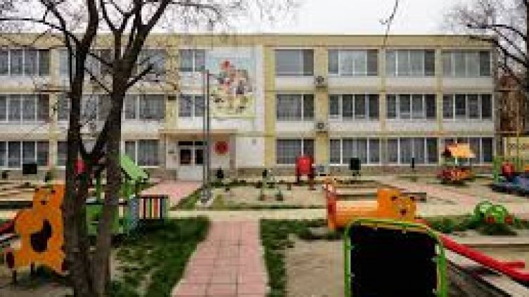 Във Варна: Местят паметник на Ботев от фабрика в детска градина