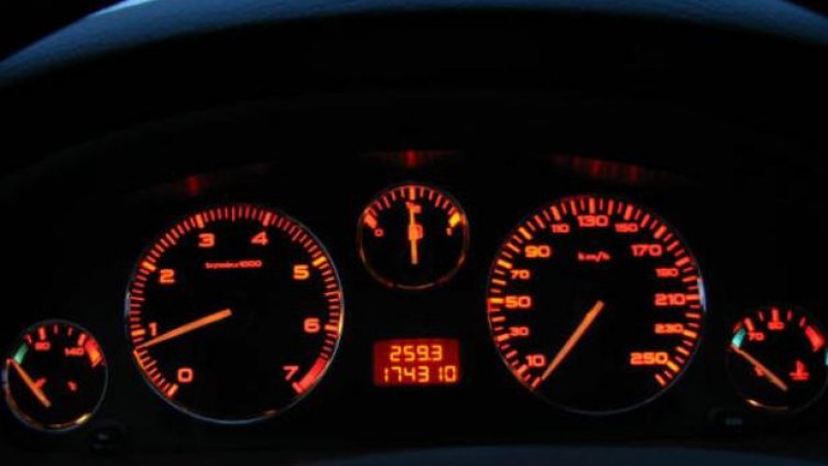 Съветът: Със 130 км/ч по аутобана, инак с по литър на всеки 20 км/ч отгоре