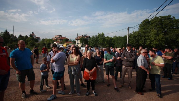 В Лозен готови на протести до дупка
