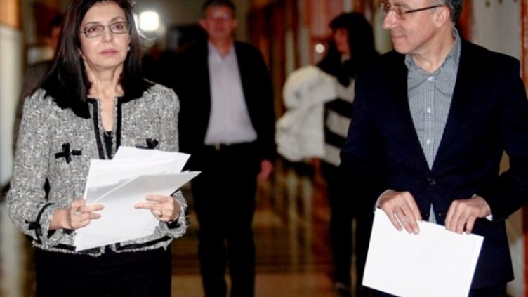 Нови учебници само по 4 предмета в 1-и и 5-и клас