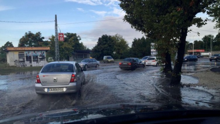 Пороят снощи причини хаос в Пловдив