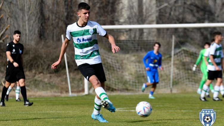 Черно море с престижен трансфер, юноша отива в Сампдория