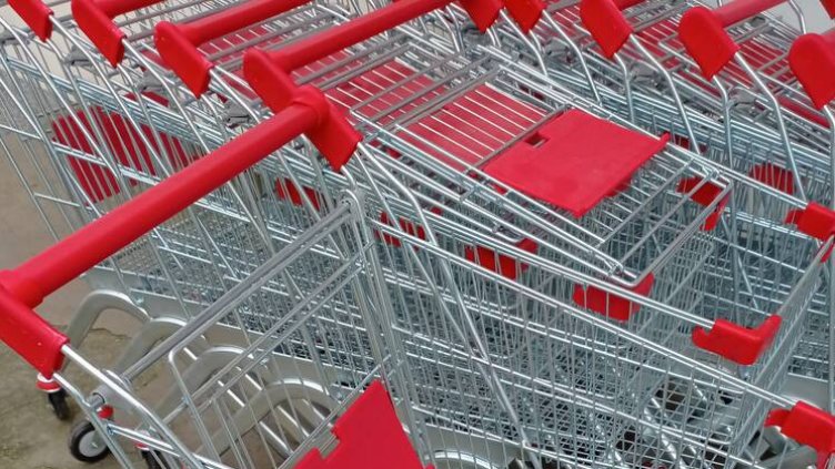 36-годишен варненец открадна 5 бутилки уиски заедно с количката