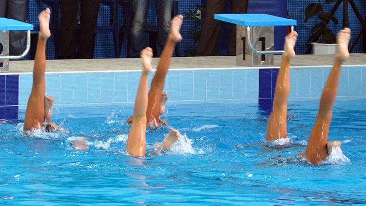 184 състезателки във Варна на шампионата по синхронно плуване