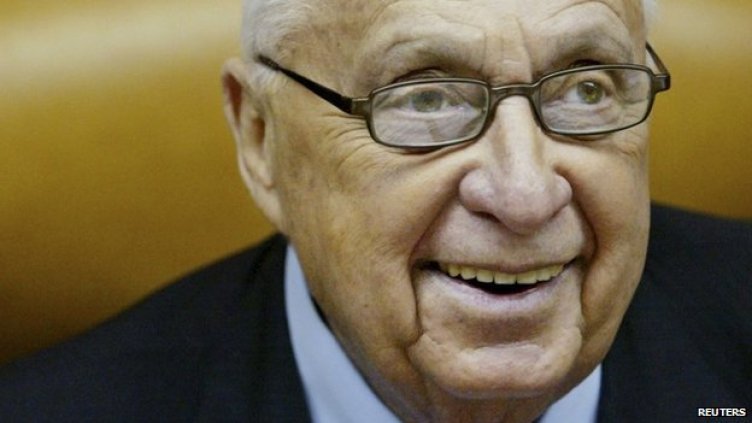 Почина Ариел Шарон