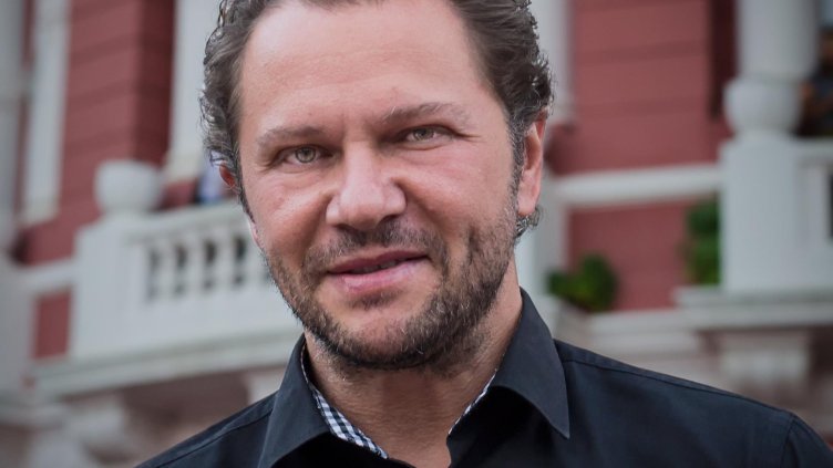 Варненци ще слушат фина музика предколедно  „С полета на валса“ 