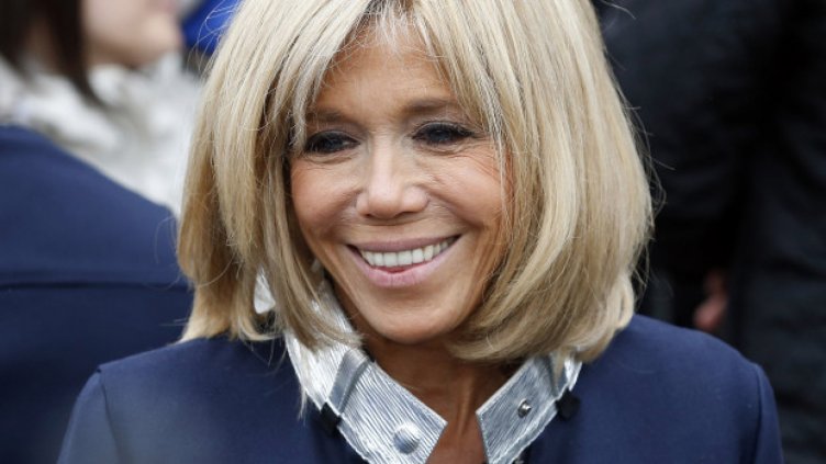 Френски рапър замеси името на Брижит Макрон в неприличен контекст