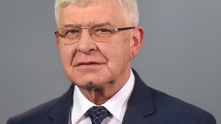 Партита - до 30 души, без дискотеки и публика на стадионите