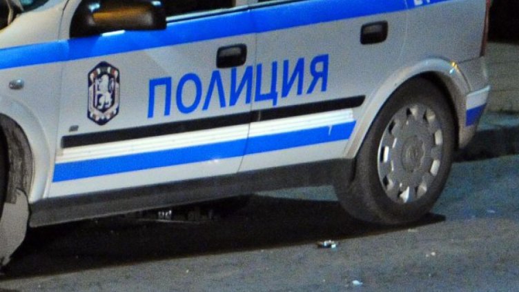 Момче загуби 4 пръста, правило бомба самоделка