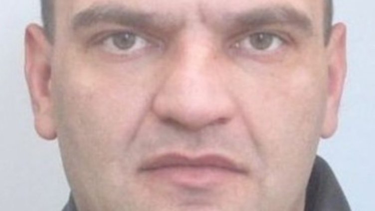 Издирват мъж, избягат от психиатрията в Карлуково