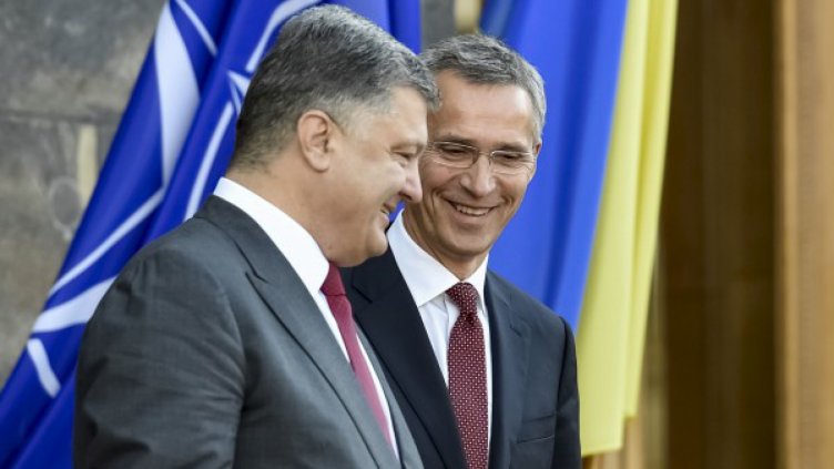 НАТО и Киев се разбраха, алиансът стъпва по-здраво в Украйна