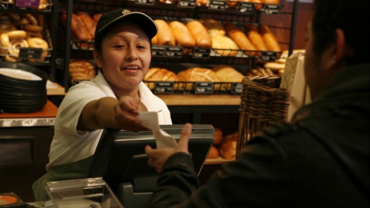 Как да оцелеем без пари през януари