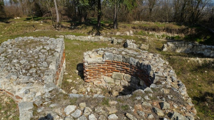 Групово посещение на Шкорпиловата базилика край Аспарухово ще има в събота