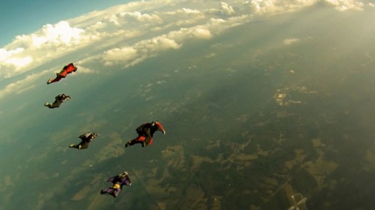 Нов летален костюм развива скорост от 51 км/ч