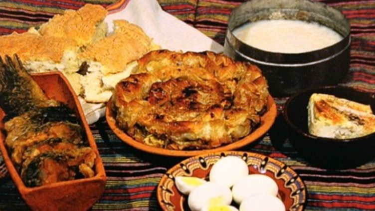 Месни Заговезни е първият празник от Великденския цикъл