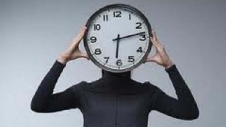 Експерт: Свикваме със зимното часово време след…20 дни