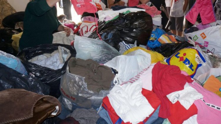 Германец слага контейнери за стари дрехи в цялата страна