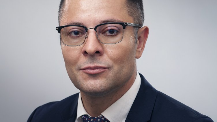 Министърът на иновациите с мобилна приемна във Варна