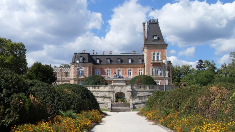 Застраховат двореца Евксиноград