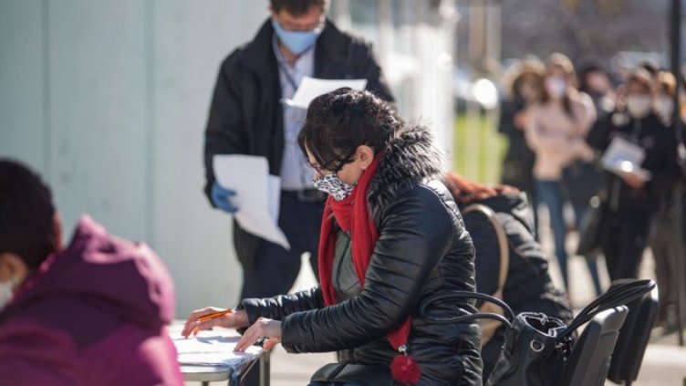 Първите плащания за безработица от новите заявления се очакват на 16 април