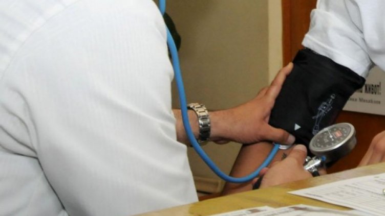 Удължиха срока за придобиване на обща специалност при лекарите