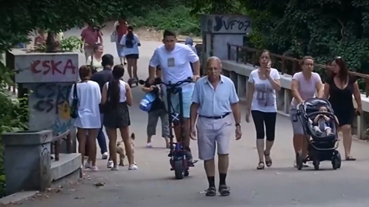 Акция „Тротинетка” във Варна: Повечето нарушители са младежи (ВИДЕО)