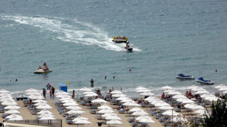 Скандал заради плажа в Несебър