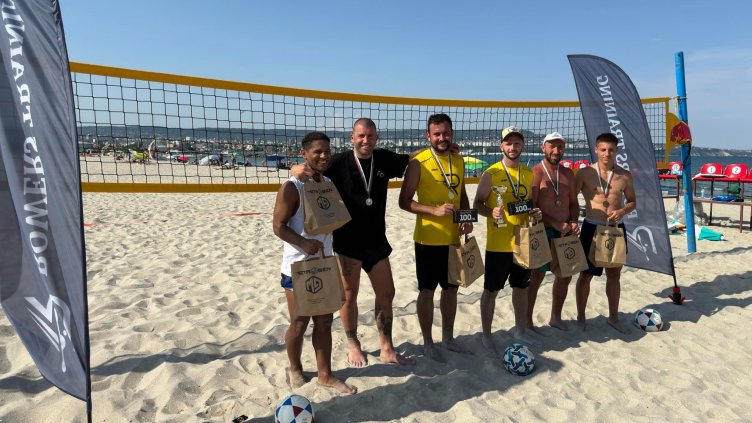 Румен Николов и Георги Димитров с нова титла на футволей във Варна