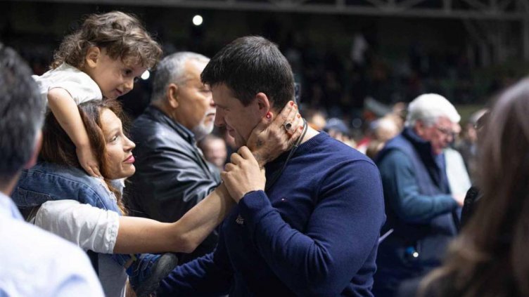 Самият Михайлов не е сред задържаните