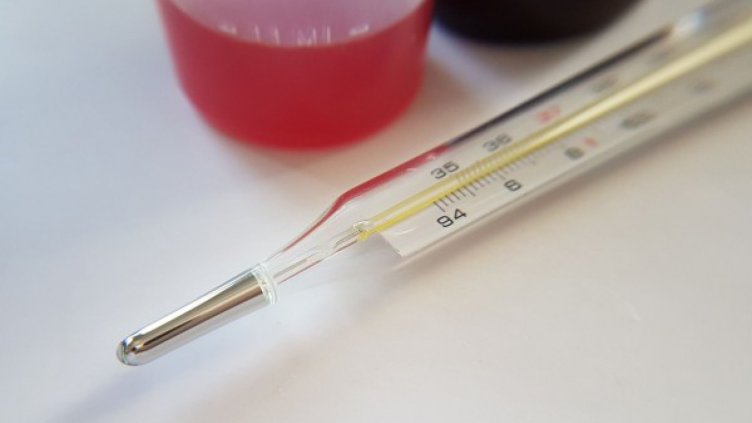 Изкупиха и термометрите от аптеките във Варна