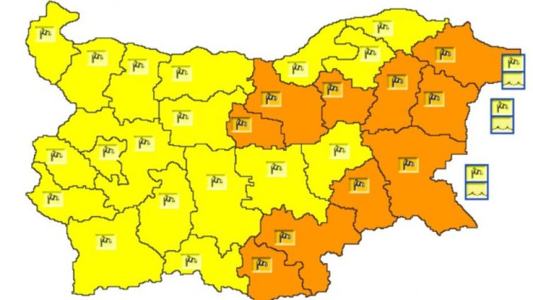 Обявиха оранжев код за силен вятър във Варна