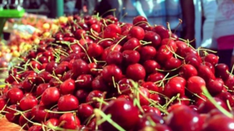 Цената на черешите удари 80 лв. за кг!