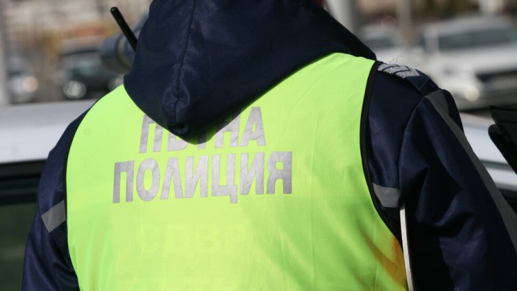 Новият трик на КАТ – акт за 20 лева, взимат ти синия талон. Карай сега!