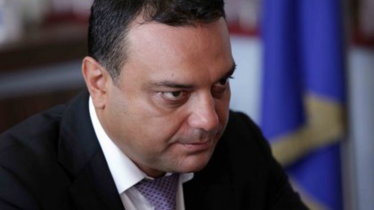 Ивайло Московски разпореди изпращането на два крана към Хитрино