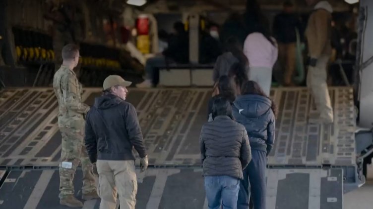 САЩ започна депортацията на мигранти