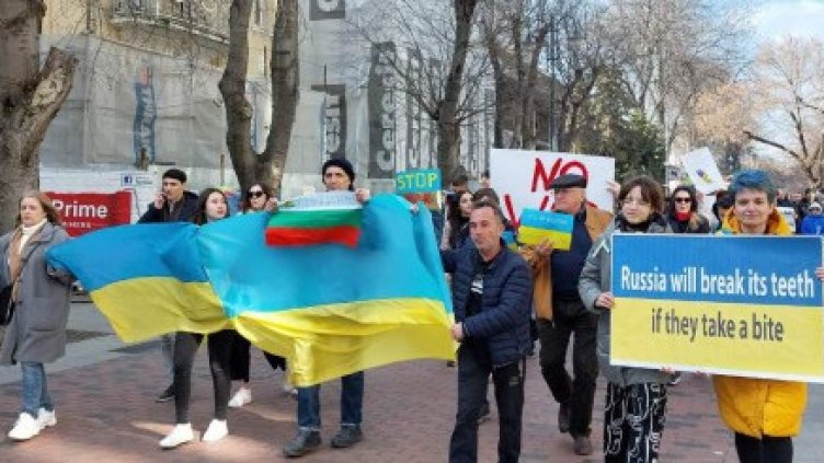 Пореден протест срещу войната в Украйна във Варна