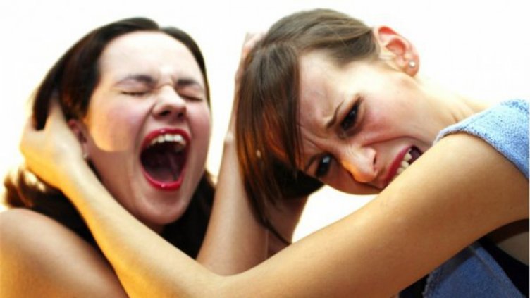 Агресията сред учениците намалява