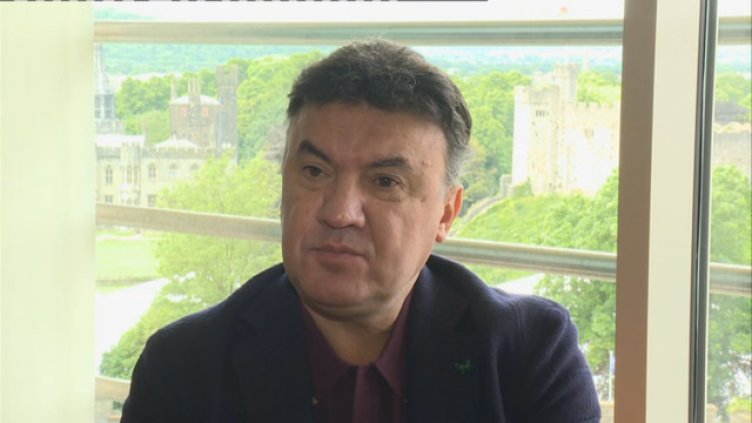 Кабинетът приключва с БФС, иска оставката на Михайлов