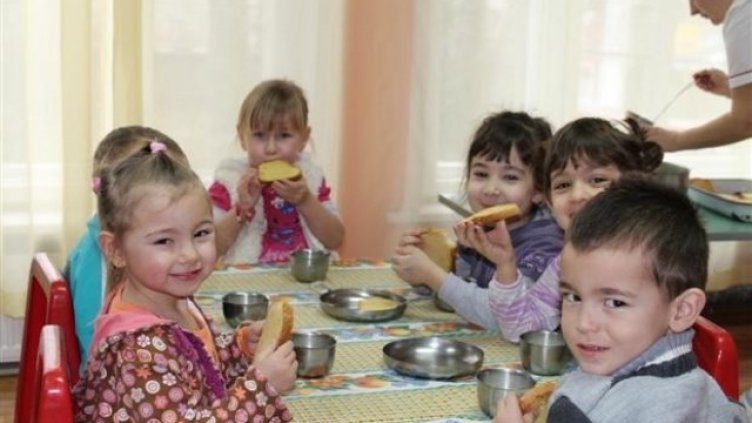 Започват засилени проверки на храната в детските градини