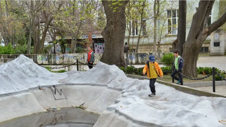 Вандали не пожалиха триизмерния макет на Черно море във Варна